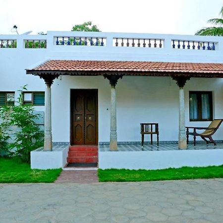 Thappa Garden Hotel Karaikudi ภายนอก รูปภาพ