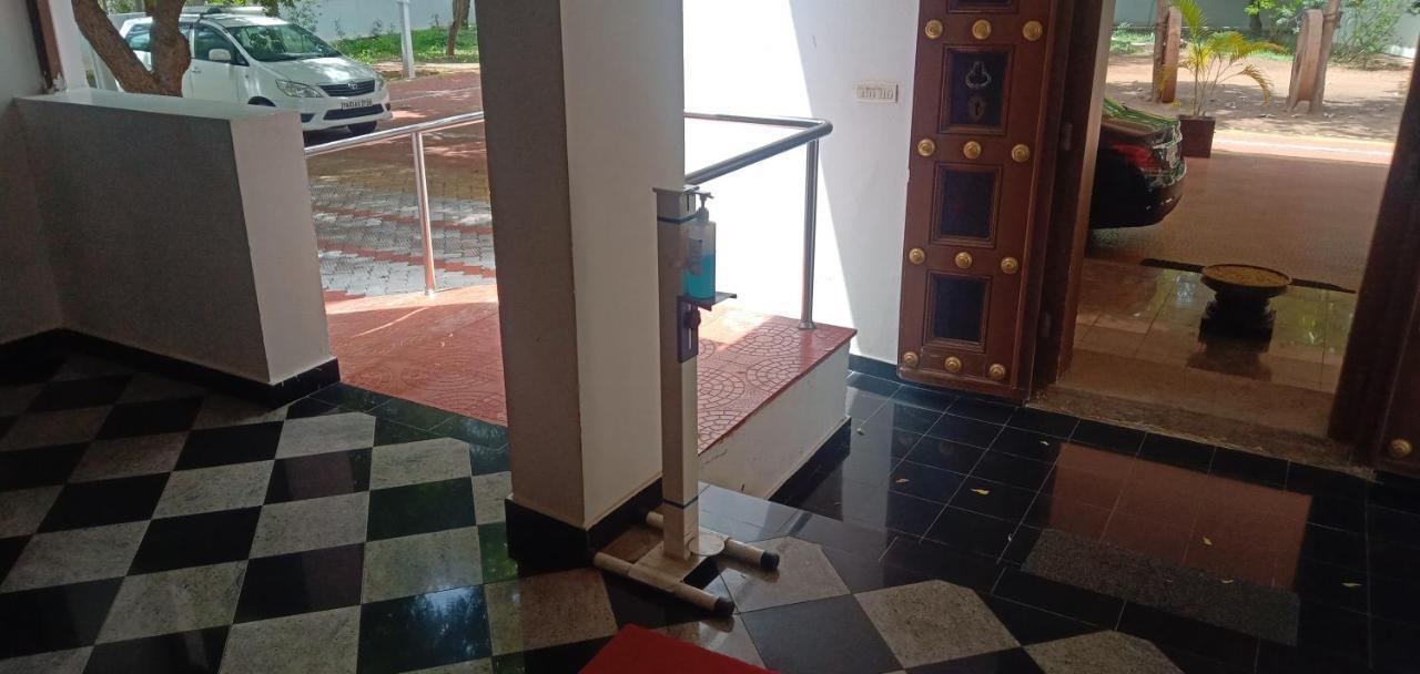 Thappa Garden Hotel Karaikudi ภายนอก รูปภาพ