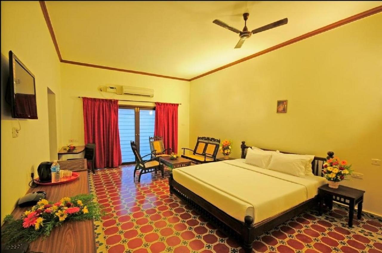 Thappa Garden Hotel Karaikudi ภายนอก รูปภาพ