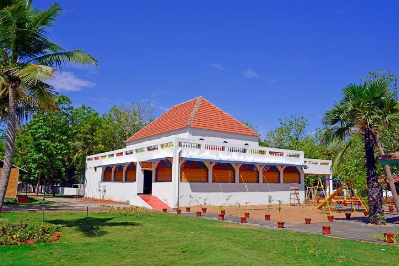 Thappa Garden Hotel Karaikudi ภายนอก รูปภาพ